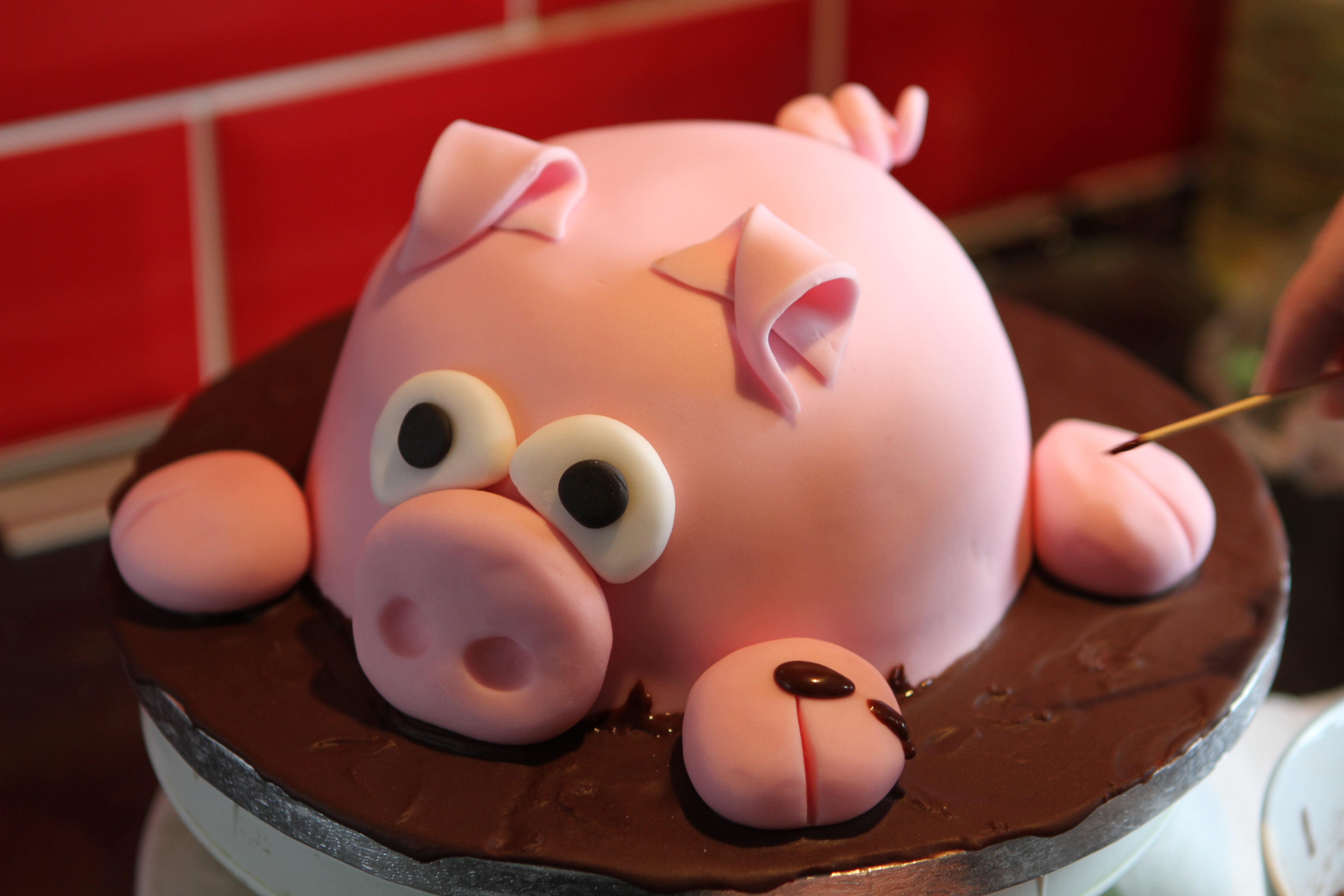 Princess Peppa Pig Buttercream Cake #peppapig #peppapigcake #princesscakes  #buttercreamc… | Peppa pig birthday decorations, Peppa pig birthday party,  Peppa pig cake